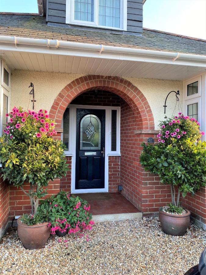 En-Suite Nook Near Forest & Sea, Great Value With Fridge, Microwave And Tv Lymington Dış mekan fotoğraf